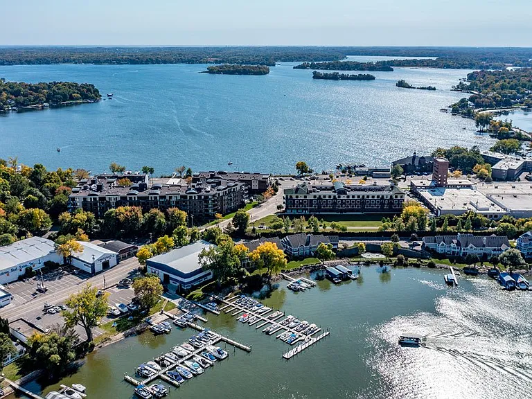 The Mist on Lake Minnetonka — Photo 19