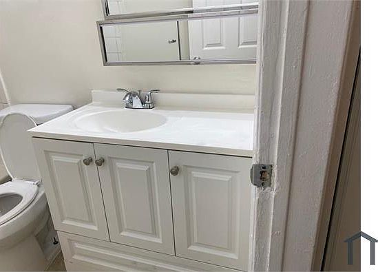 2nd image of 8800 Tobias Ave #32