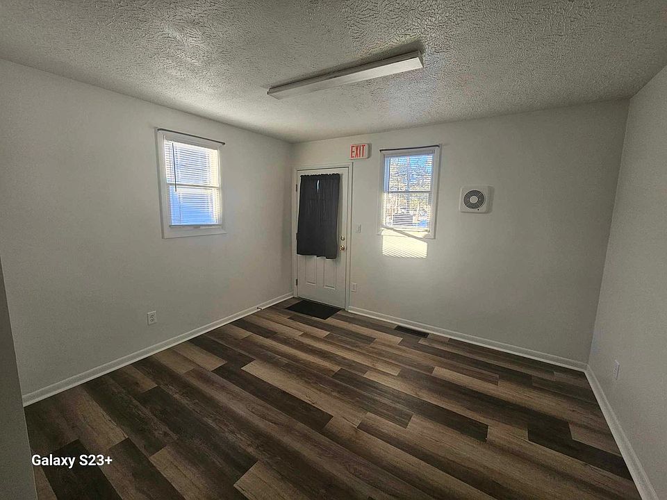 1st image of 329 E Main St