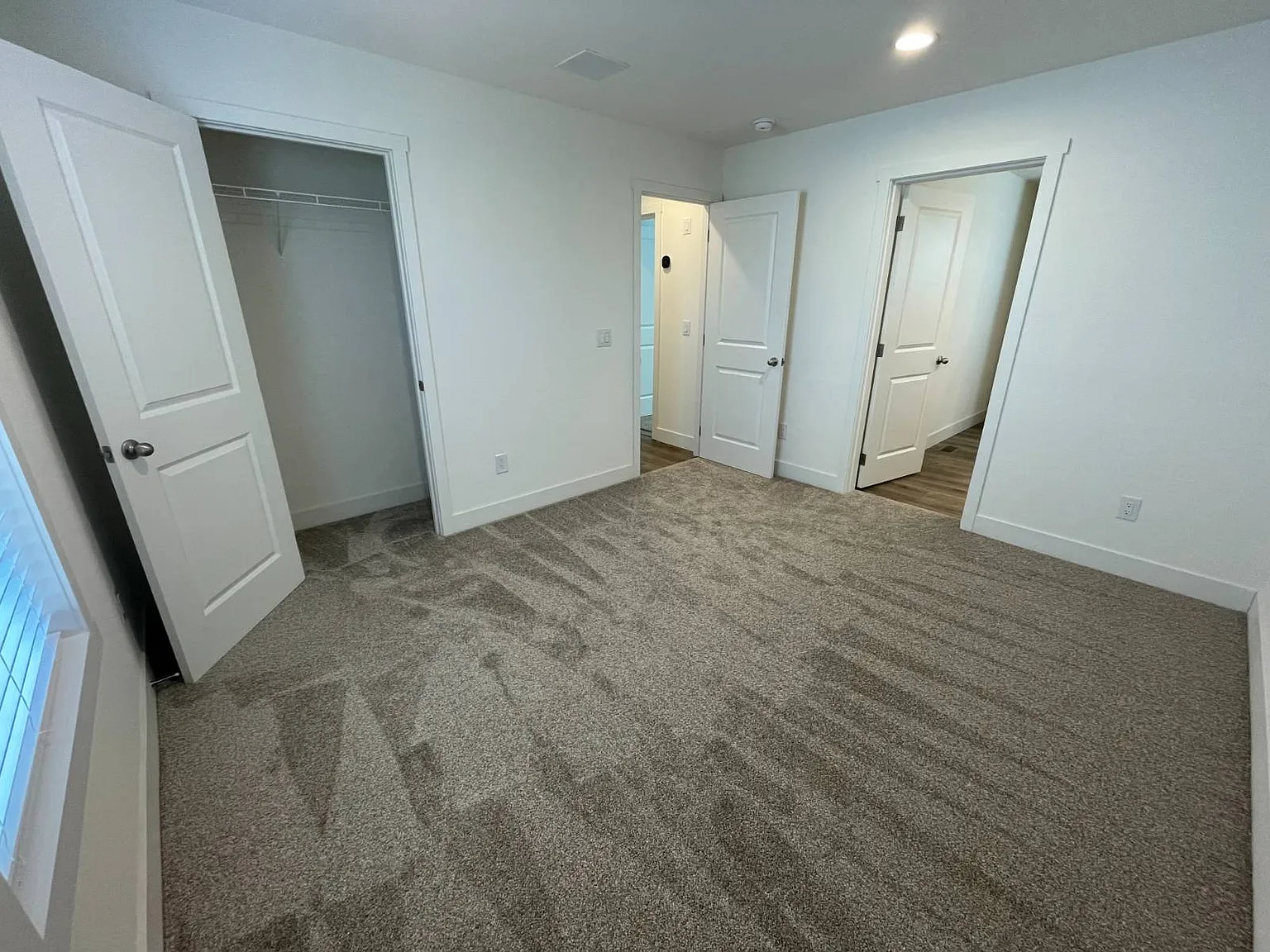 3 bed, 2.0 bath, 1250 sqft, $1,795 — Photo 4