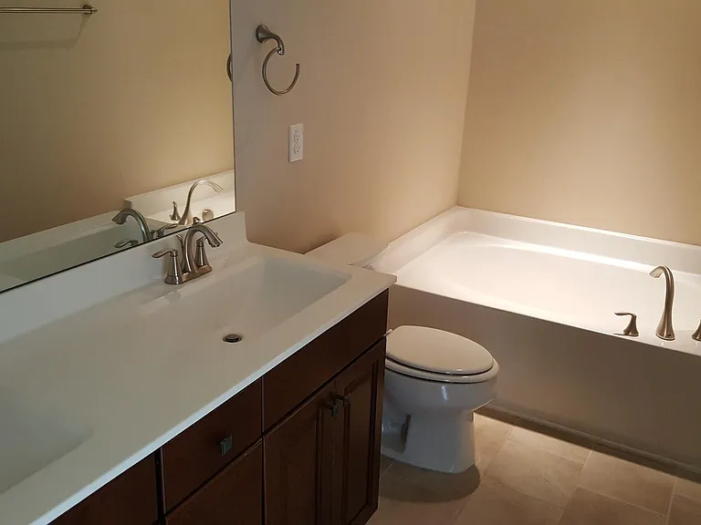 130 Rubrum Dr — Photo 17