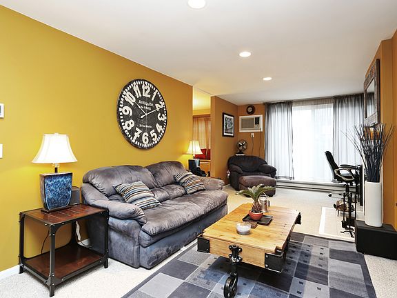 2nd image of 109 Drew Ln