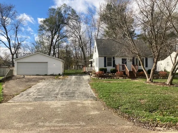 36920 N Helen Dr, Lake Villa, IL 60046