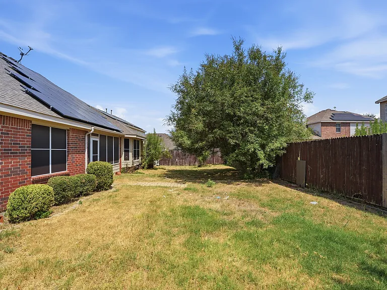 3011 Clear Springs Dr — Photo 39