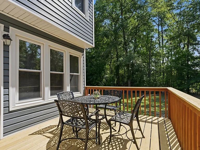 401 Redpath Dr — Photo 48