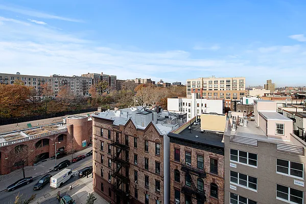 Rented by CORE | media 16