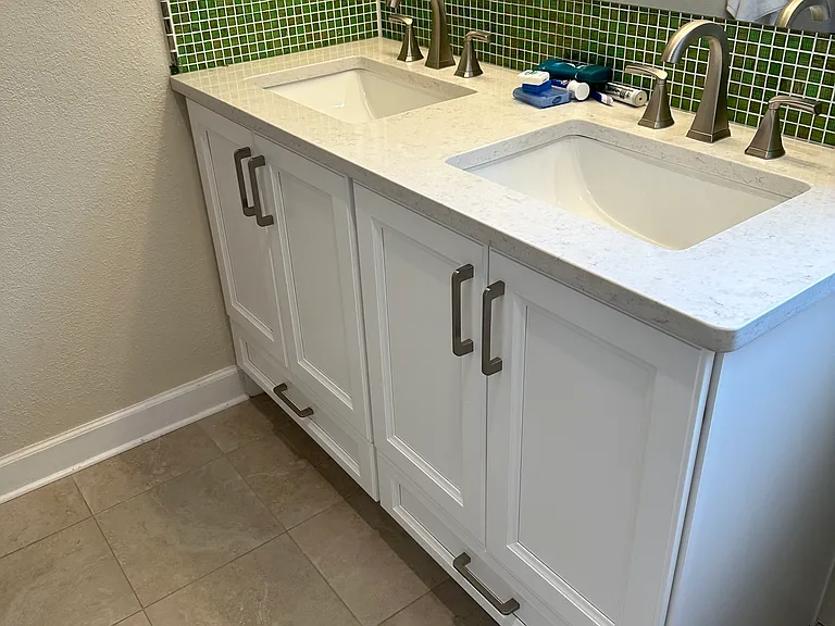 Upstairs primary bathroom, dual sinks