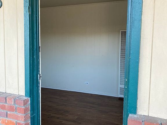 3rd image of 176 Palm Ave #D
