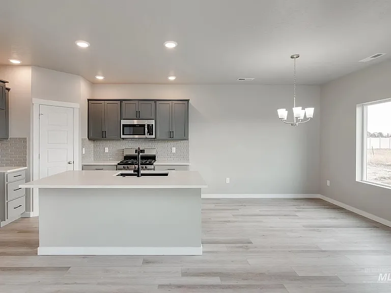 6007 W Kalamata St — Photo 4