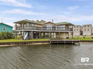 950 W Lagoon Ave, Gulf Shores, AL 36542
