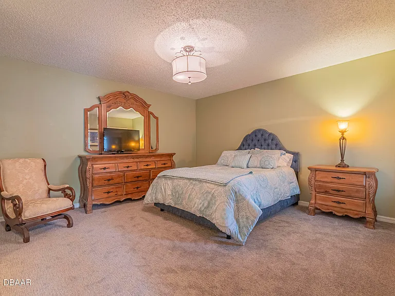 6236 Clover Bend Dr — Photo 31