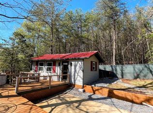 91 Hill Crest Ct, Cleveland, GA 30528
