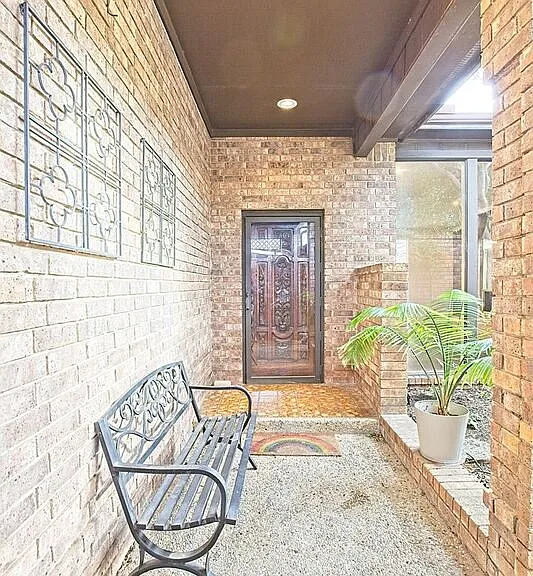 3217 Squireswood Dr — Photo 3