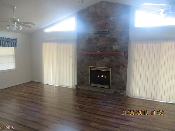 4th image of 987 Vista Ln