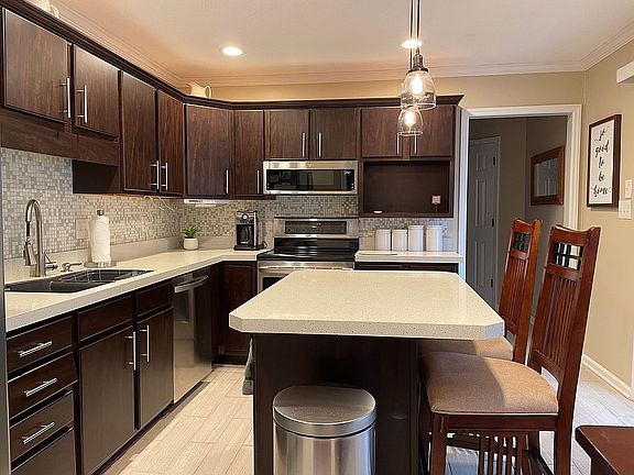 5th image of 1503 Woodward Ct