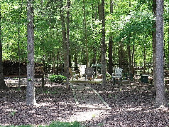 4th image of 507 Conaway Ct