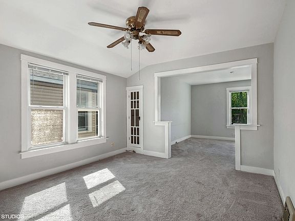 2nd image of 5419 N Magnet Ave #2