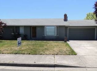 2312 Silver Palm Dr, Medford, OR