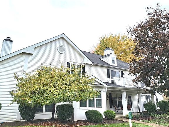 2nd image of 23353 Grist Mill Ct #17-4