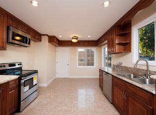 8902 Mines Ave, Pico Rivera, CA 90660