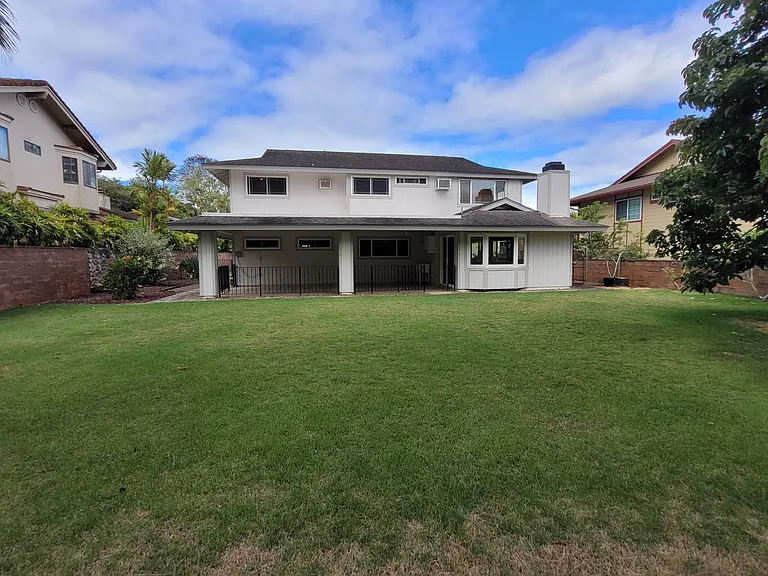 95-034 Kuahelani Ave — Photo 2