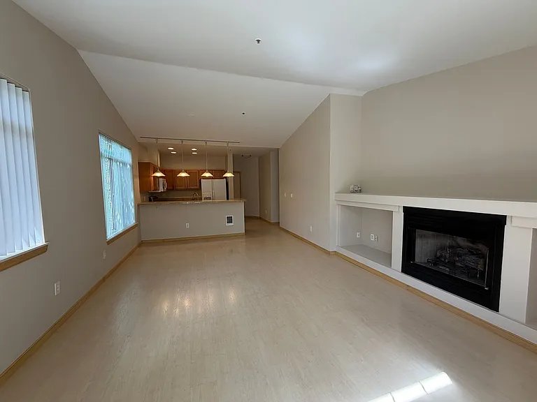 5400 Harbour Pointe Blvd #K208 — Photo 6