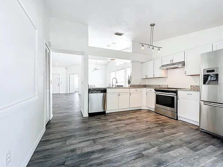 5716 Delano Ln — Photo 30