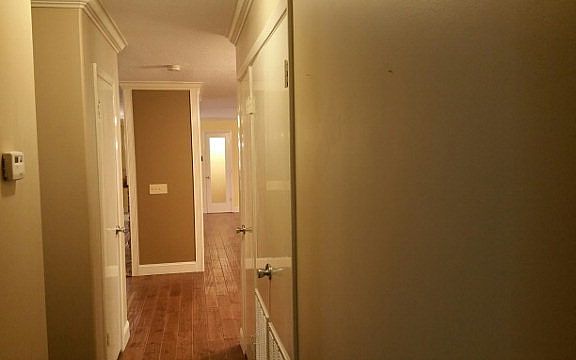 5th image of 604 S Dogwood Dr