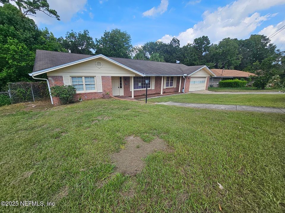 1st image of 1934 WOODLEIGH Drive W