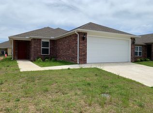 4727 W Hoover Loop, Fayetteville, AR 72704