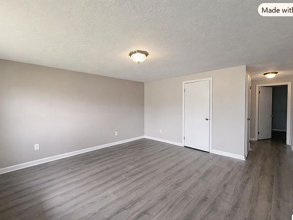 4th image of 108 W Sugar St
