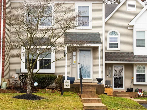 34 Eusden Dr, Aston, PA 19014