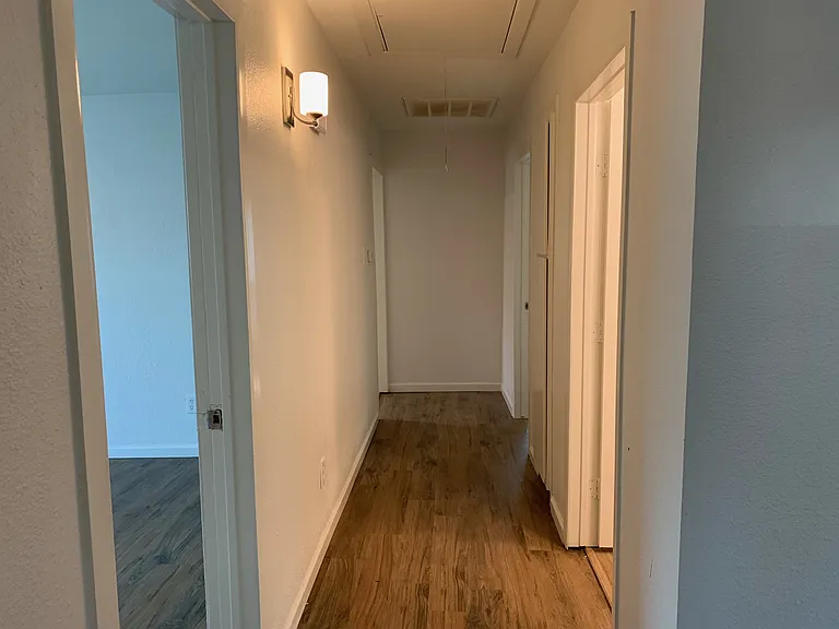 3901 Bois D Arc St — Photo 9