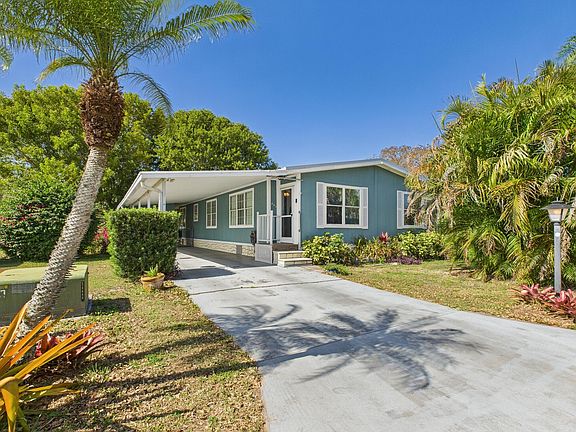 2nd image of 407 NE 8th Avenue