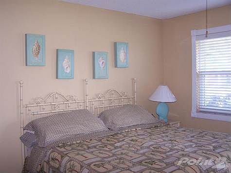 205 Down Master Suite with King Size Bed and Private Bath
