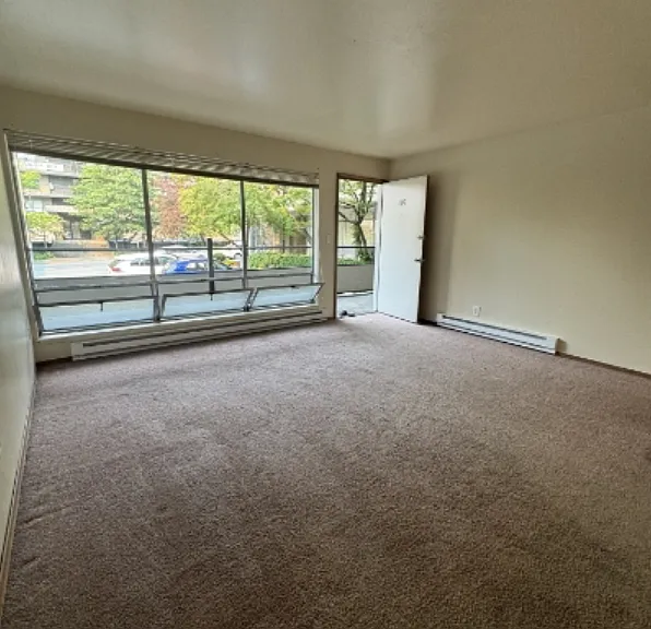 4119 11th Ave NE #2007 — Photo 7