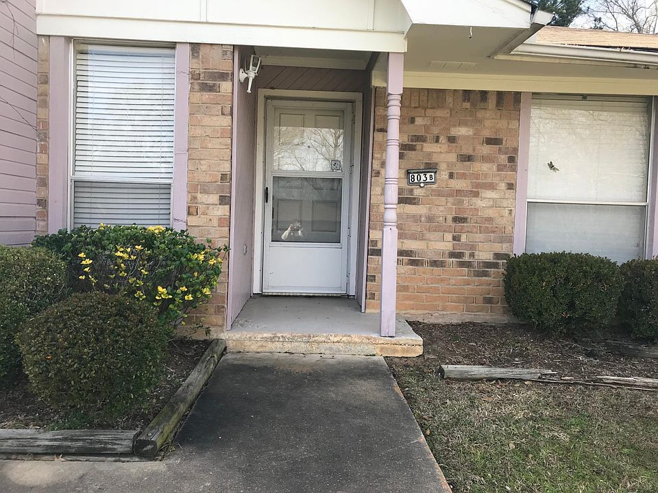 2nd image of 803A Faircreek Ln