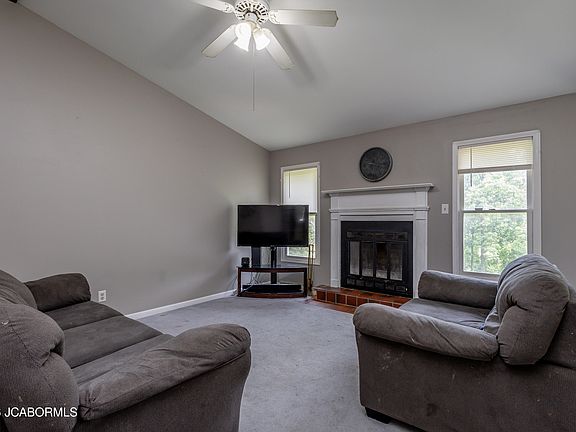 5th image of 2508 Lexington Dr