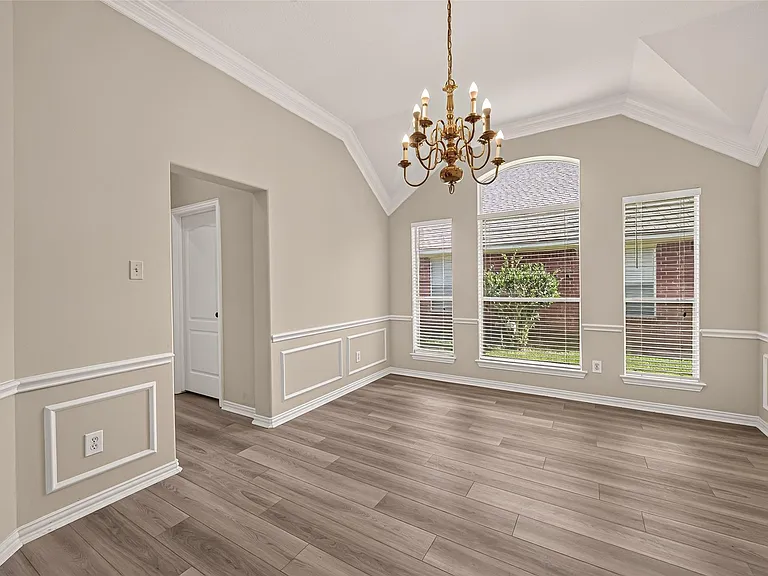 2607 Plantation Hollow Ct — Photo 9