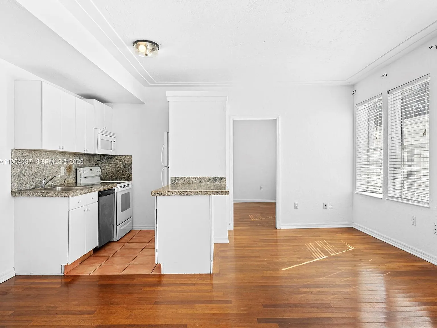 Penn Plaza Condo — Photo 1