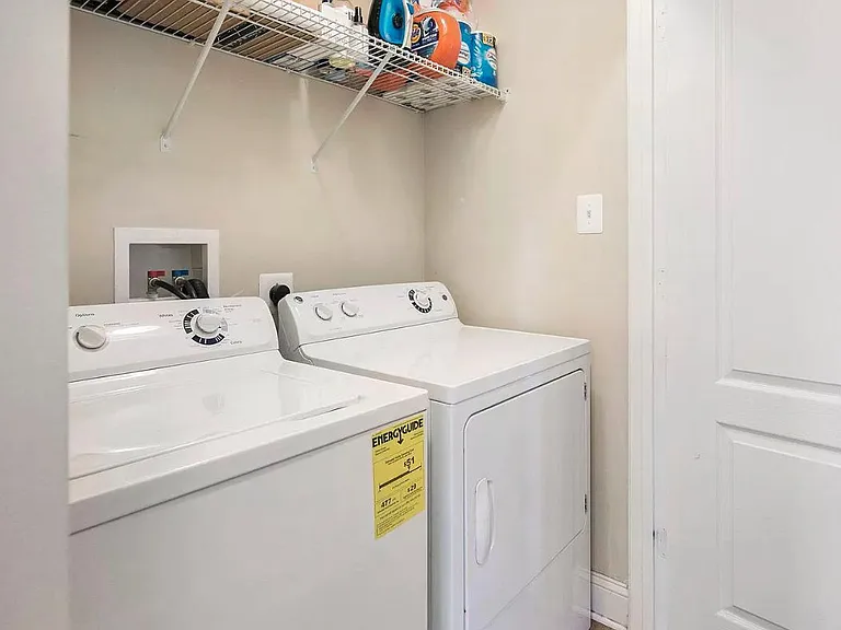 601 Cherry Grove Ave — Photo 26