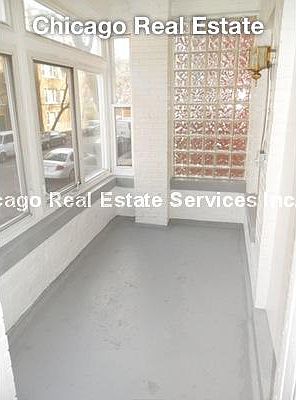 1st image of 7458 N Greenview Ave