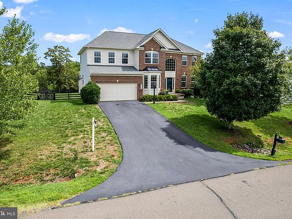 4th image of 5610 Jamisons Farm Dr