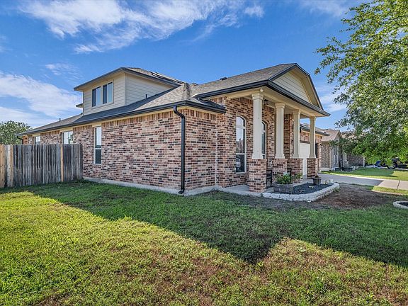 4th image of 9453 Centennial Dr