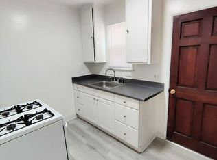 12124 Hoffman St #3A, Studio City, CA 91604