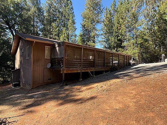 3rd image of 1546 Skull Springs Rd