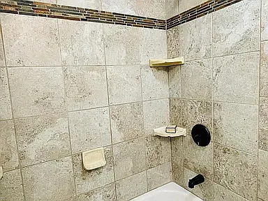 917 Edison Glen Ter #917 — Photo 14