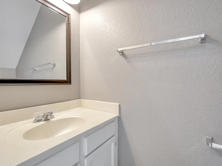 1600 N Saba St #164 — Photo 18