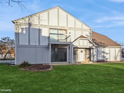 910 Ashbury Ave, Downers Grove, IL, 60516