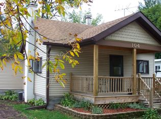 104 Lincoln St, Brooklyn, WI 53521
